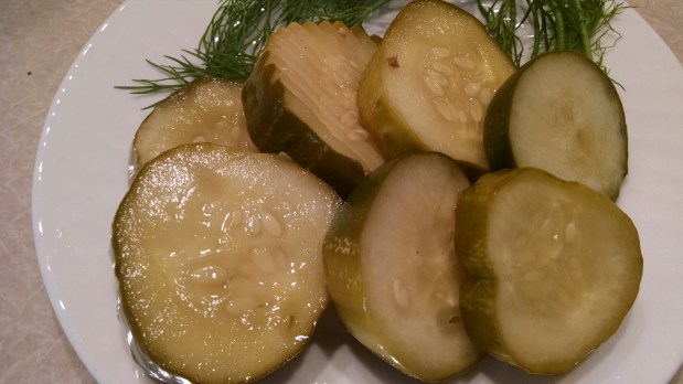 Refrigerated Dill Slices