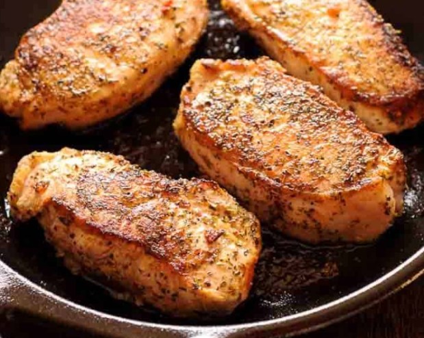 Simple Pan Seared Pork&nbsp;Chops